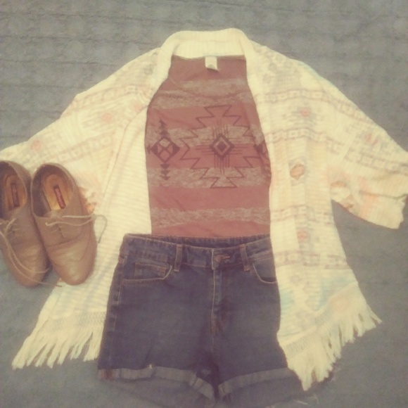 Mauve Sweaters - Cute Native Short Sleeve Cardigan cover up